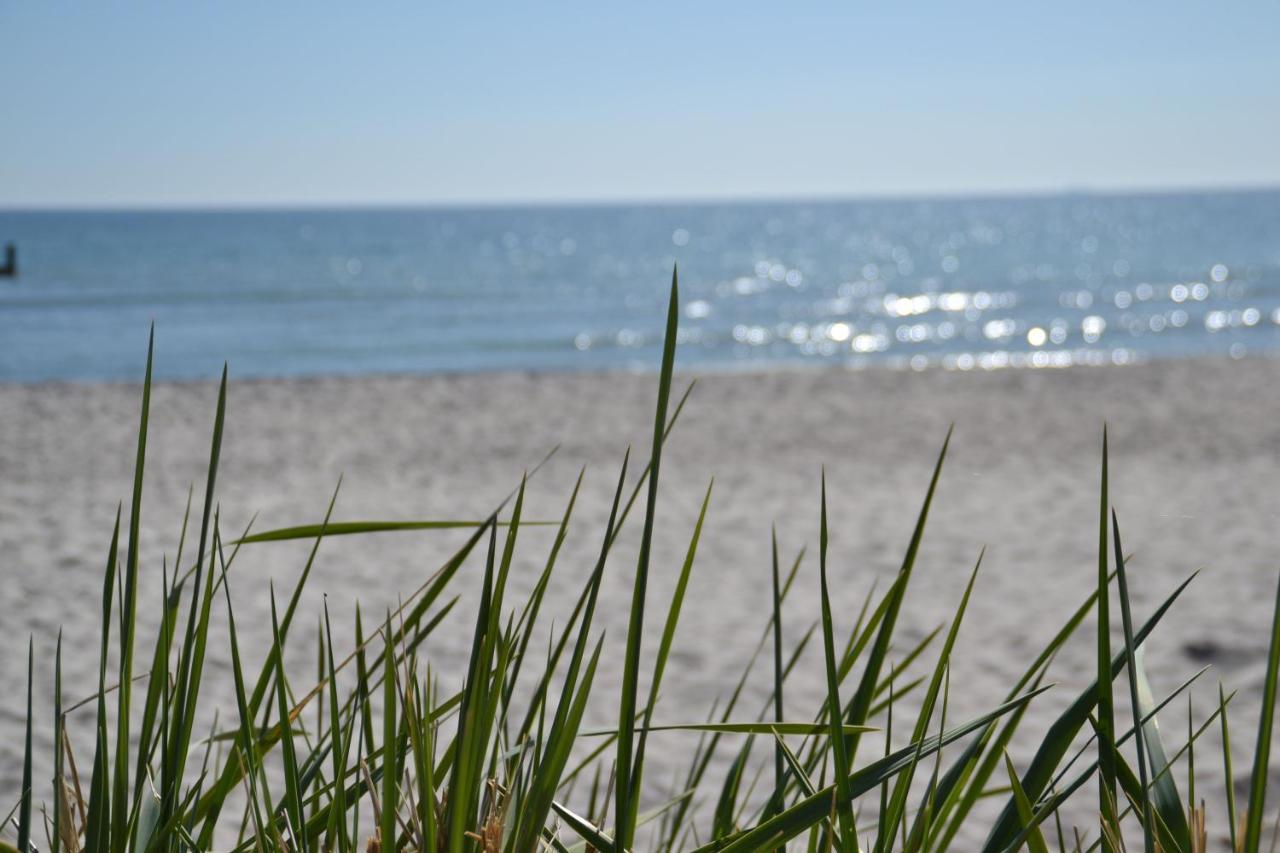 Appartement Strandlaeufer Mit Suedbalkon By Unsere Urlaubszeit ビンツ エクステリア 写真